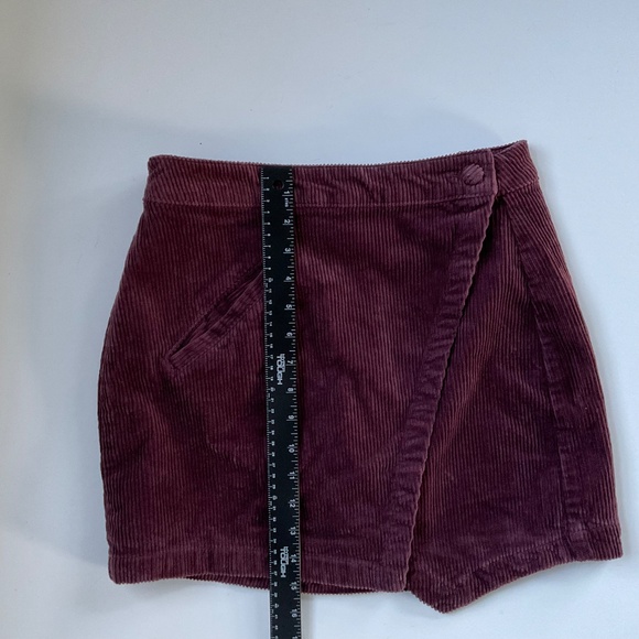 Forever 21 Corduroy Mini Skirt Sz L Burgundy Pocket Retro Boho Indie Y2K 90s - Picture 7 of 10